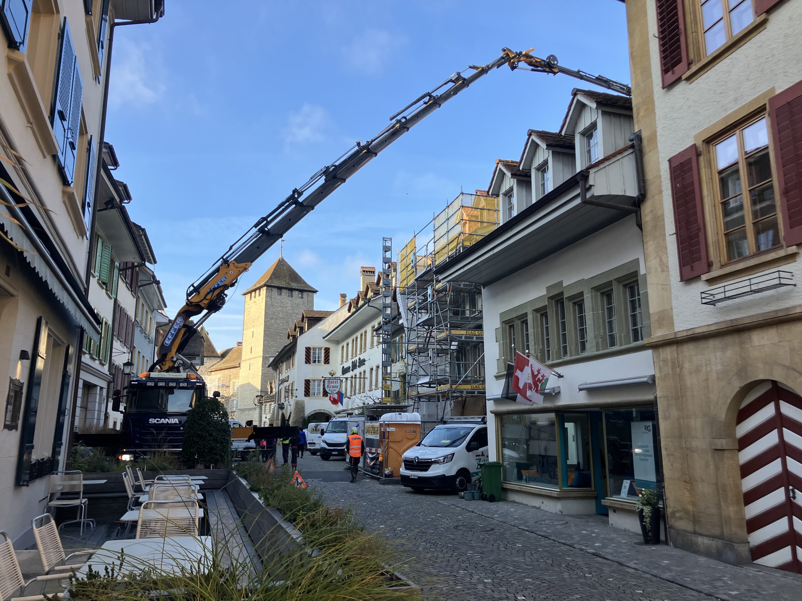 EFFER Kraneinsatz Altstadt Murten